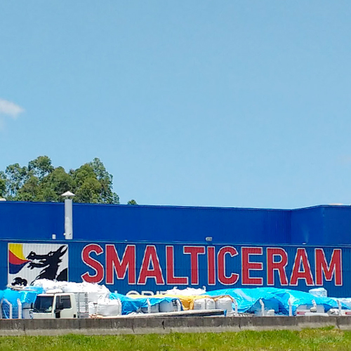 Comunicação interna que engaja: a experiência da Smalticeram com a SuaTV