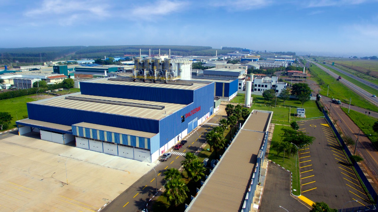 Comunicação interna que engaja: a experiência da Smalticeram com a SuaTV