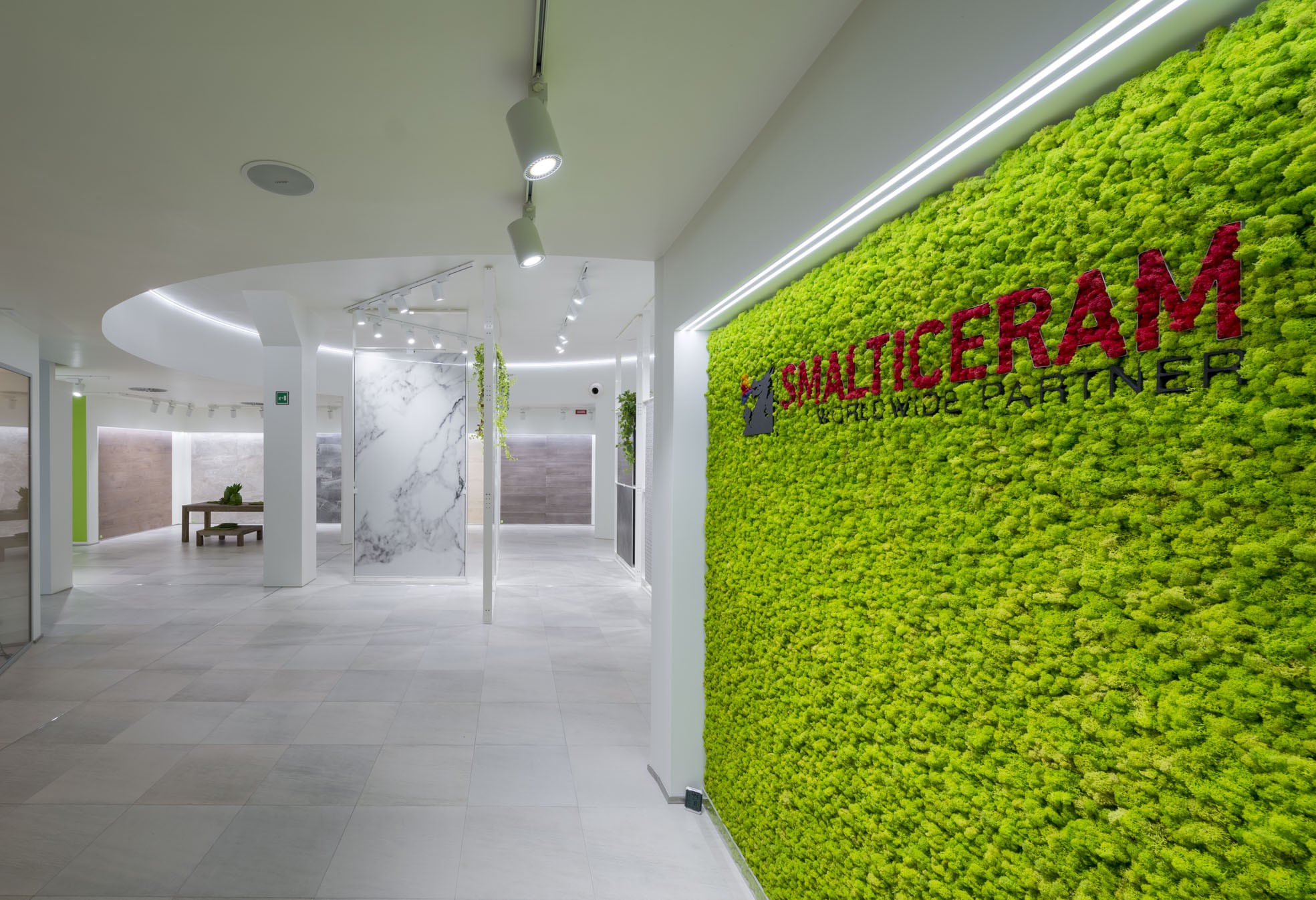 Comunicação interna que engaja: a experiência da Smalticeram com a SuaTV