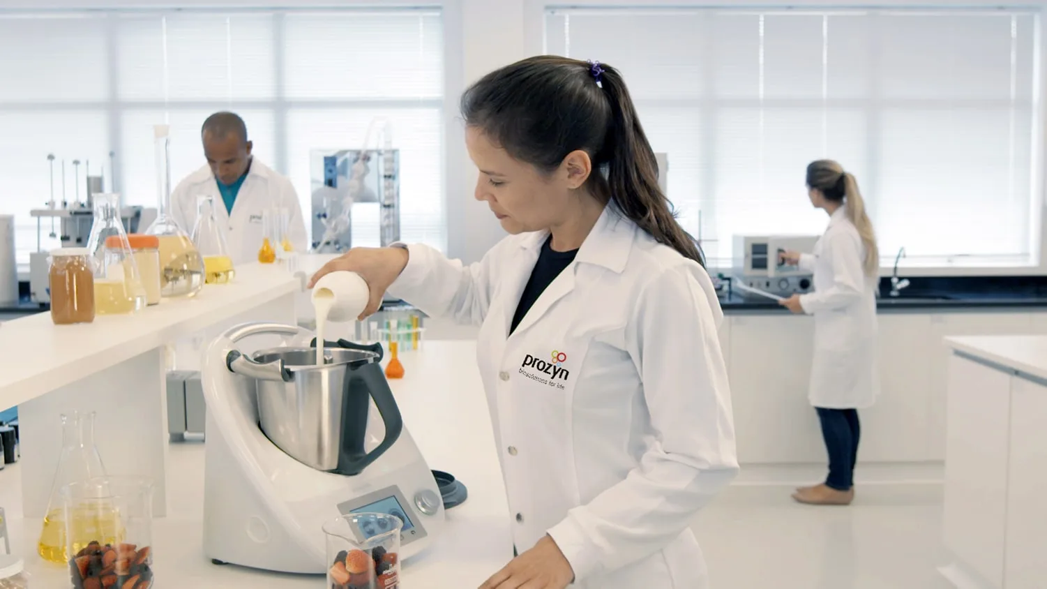 Como a Prozyn revolucionou sua comunicação interna com a SuaTV